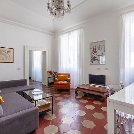 Spanish Steps Charming Apartment Рим Екстериор снимка