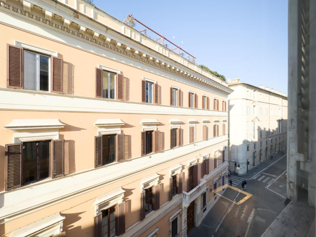 Spanish Steps Charming Apartment Рим Екстериор снимка