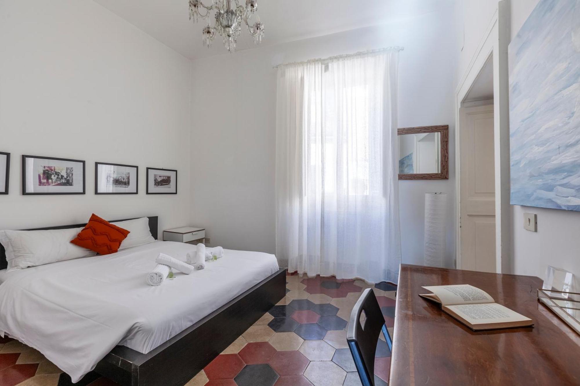 Spanish Steps Charming Apartment Рим Екстериор снимка